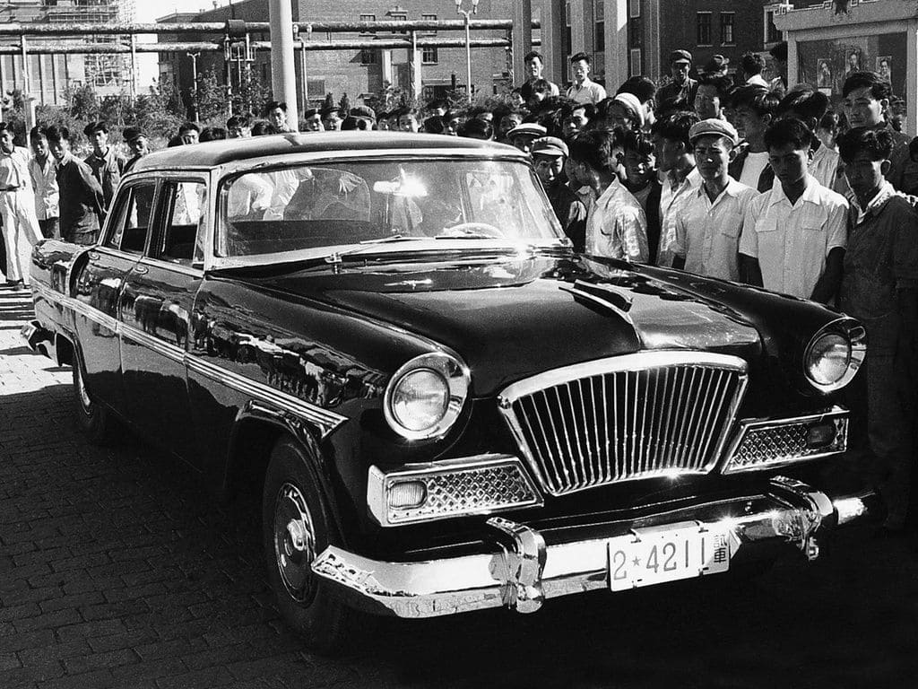 Image История HONGQI в датах и цифрах